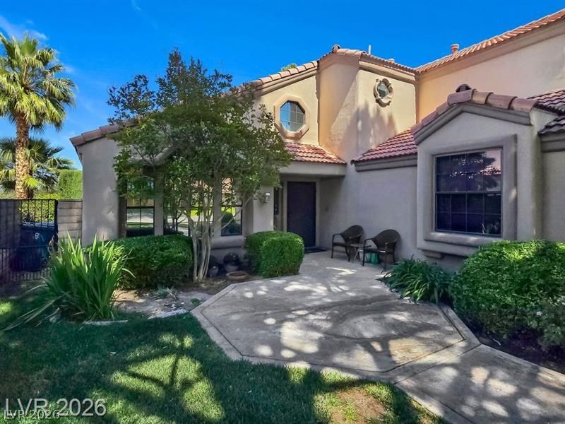 5396 Painted Sunrise Drive — photo 4 of 49