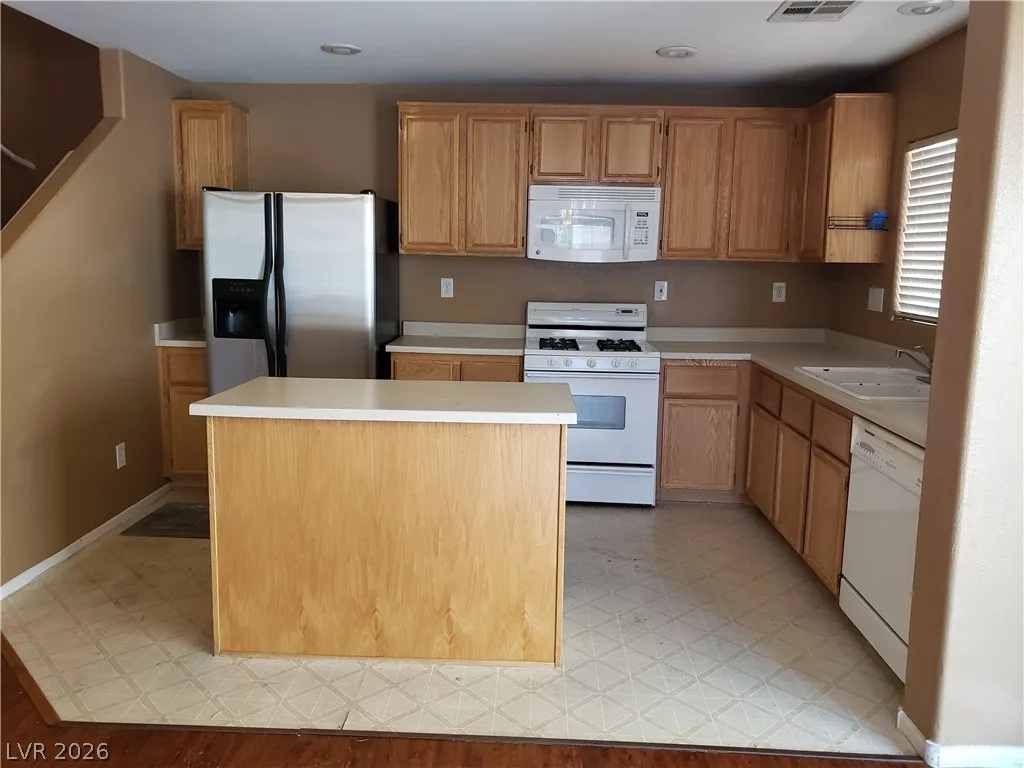 8814 First Lady Avenue — photo 3