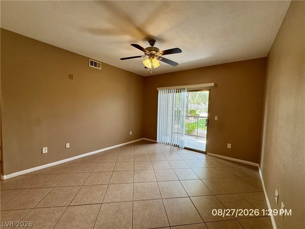 8000 Badura Avenue 1174 — photo 3
