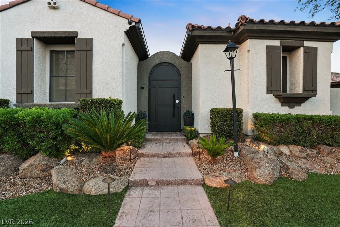 10820 Woodstream Court — photo 2