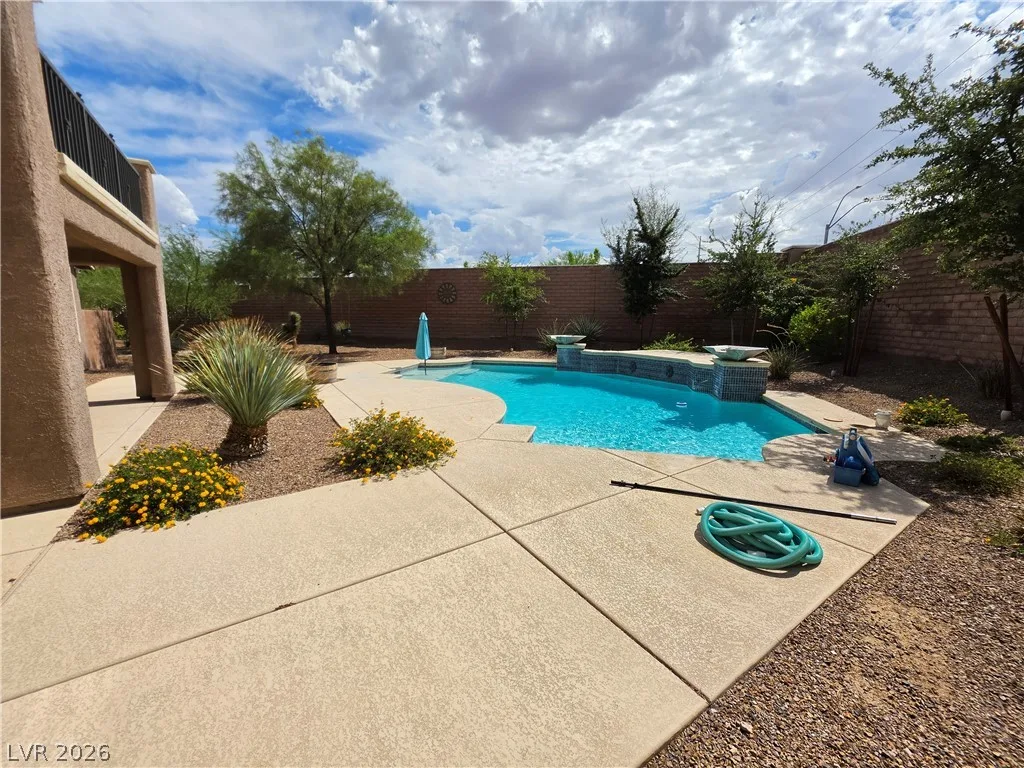 8593 Brackenfield Avenue — photo 4
