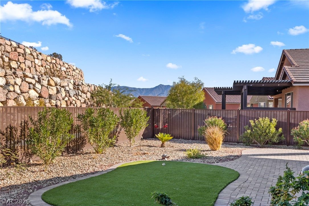 988 Majestic View — photo 4