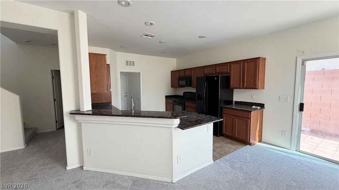 8373 GOURLEY Avenue — photo 3