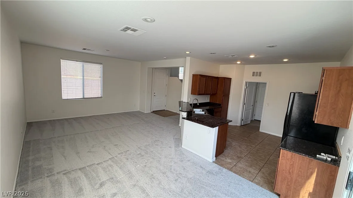 8373 GOURLEY Avenue — photo 5