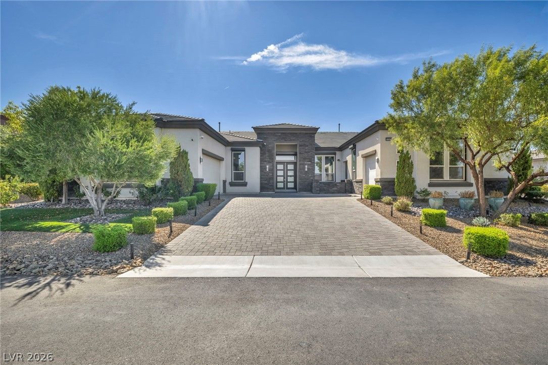 1121 Du Fort Hills Court — photo 2