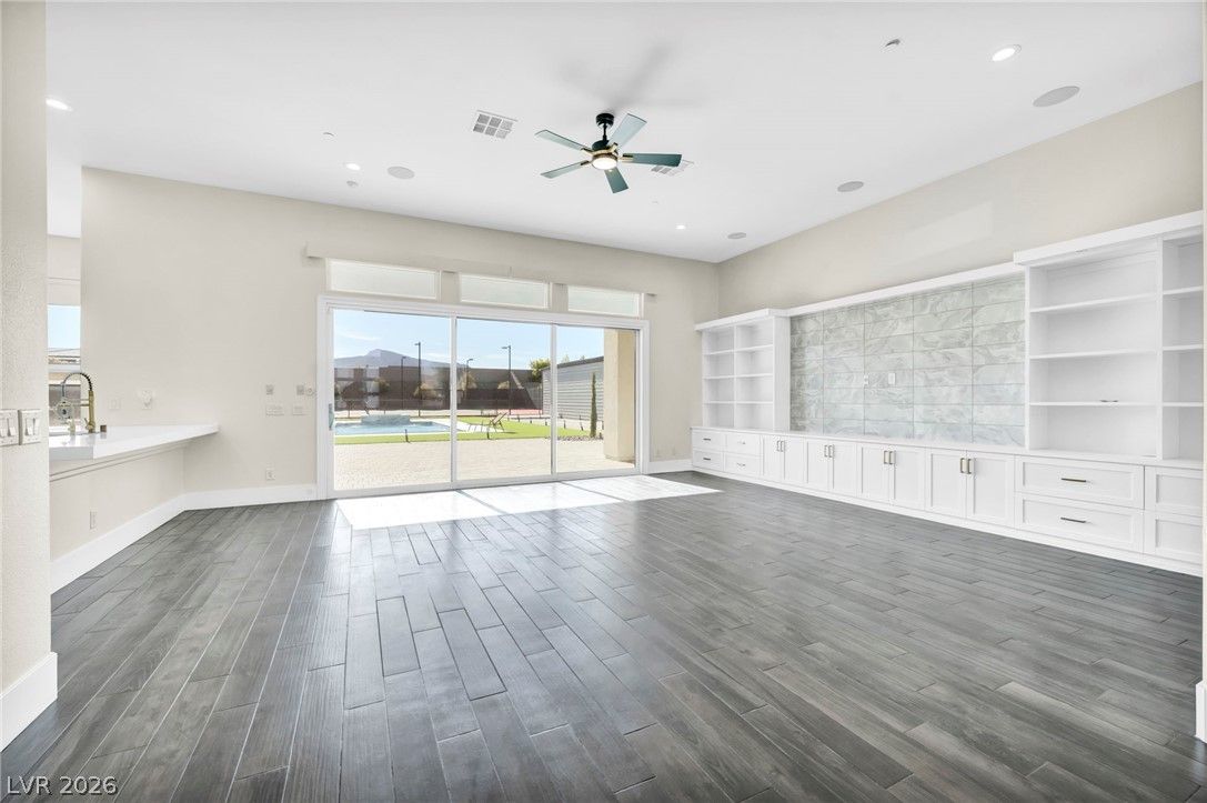 1121 Du Fort Hills Court — photo 5