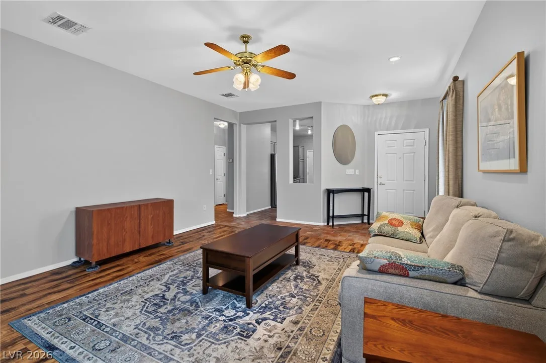 2118 Desert Woods Drive — photo 5