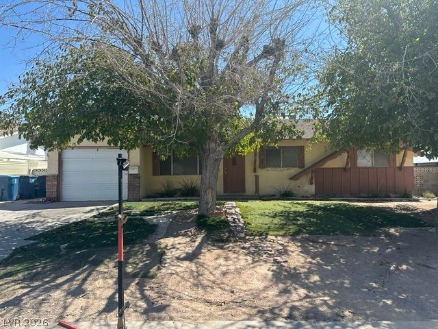 3322 South Pecos Road — photo 1 of 16