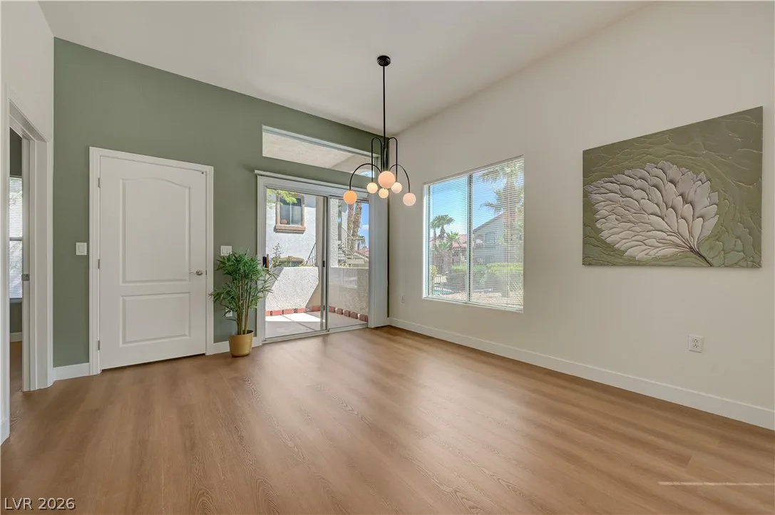 2305 West Horizon Ridge Parkway 814 — photo 3