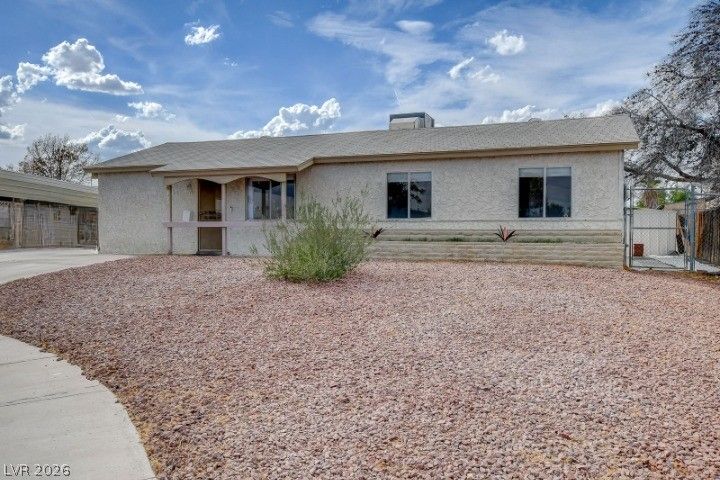 804 Larch Court — photo 3