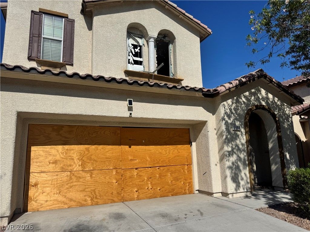6037 Mazeno Peak Street — photo 2 of 21