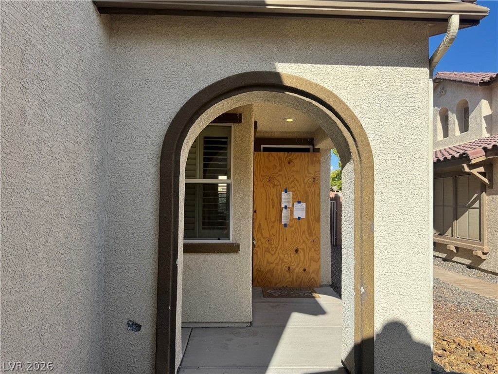6037 Mazeno Peak Street — photo 3 of 21