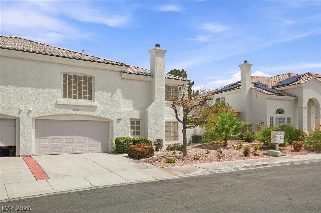 446 Winthrop Place — photo 3