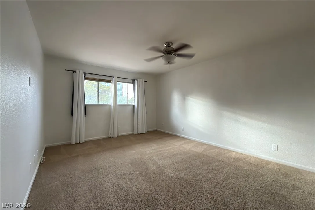 618 Oakmont Avenue 2308 — photo 4