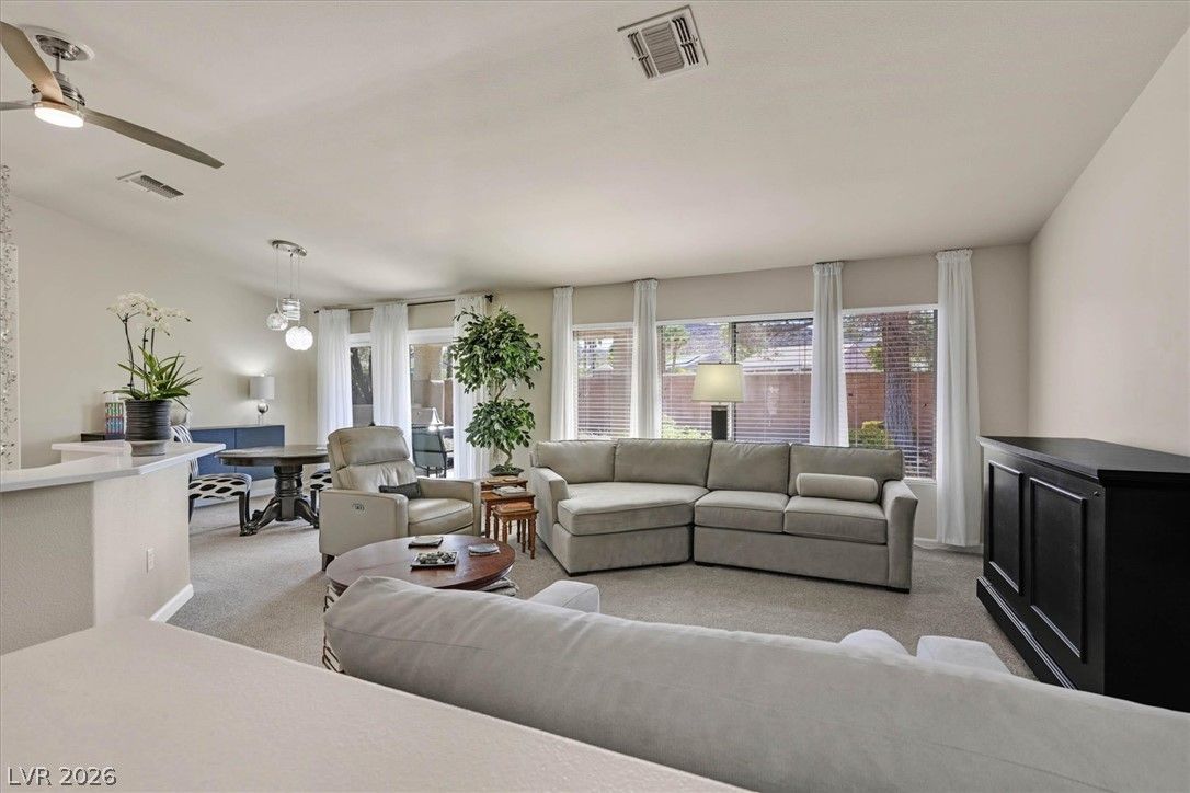 2037 Joy View Lane — photo 5