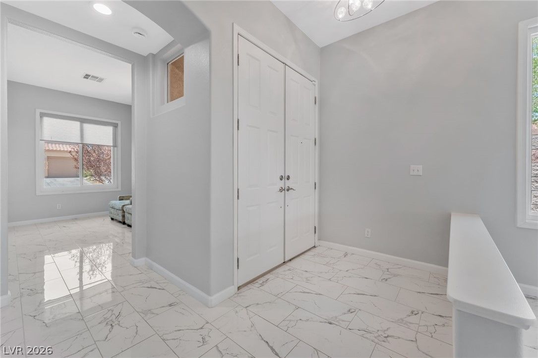 808 Cambridge Cross — photo 3 of 30