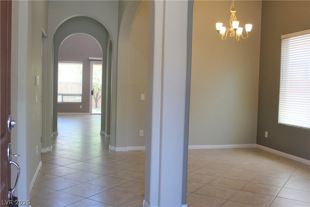 9746 MOUNT DEL MAR Street — photo 2