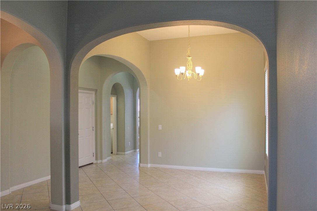 9746 MOUNT DEL MAR Street — photo 5