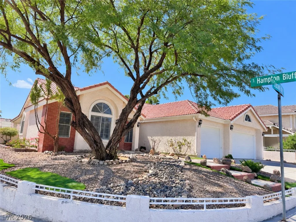 9713 Cascade Falls Avenue — photo 4