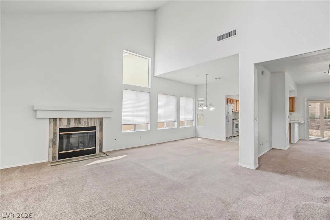 2909 Sarina Avenue — photo 4