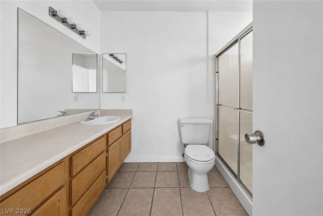 5412 Moonstruck Avenue — photo 3