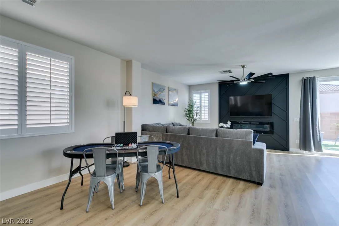 4624 Swaying Palms Drive — photo 5