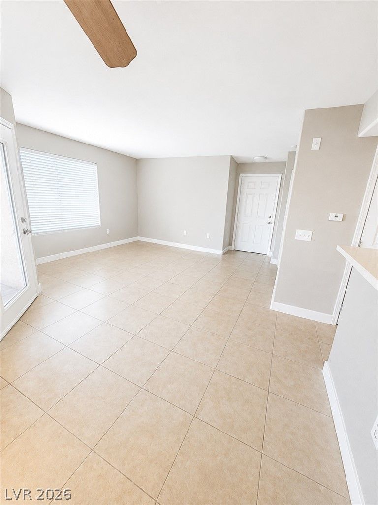 1830 North Pecos Road 140 — photo 2 of 11