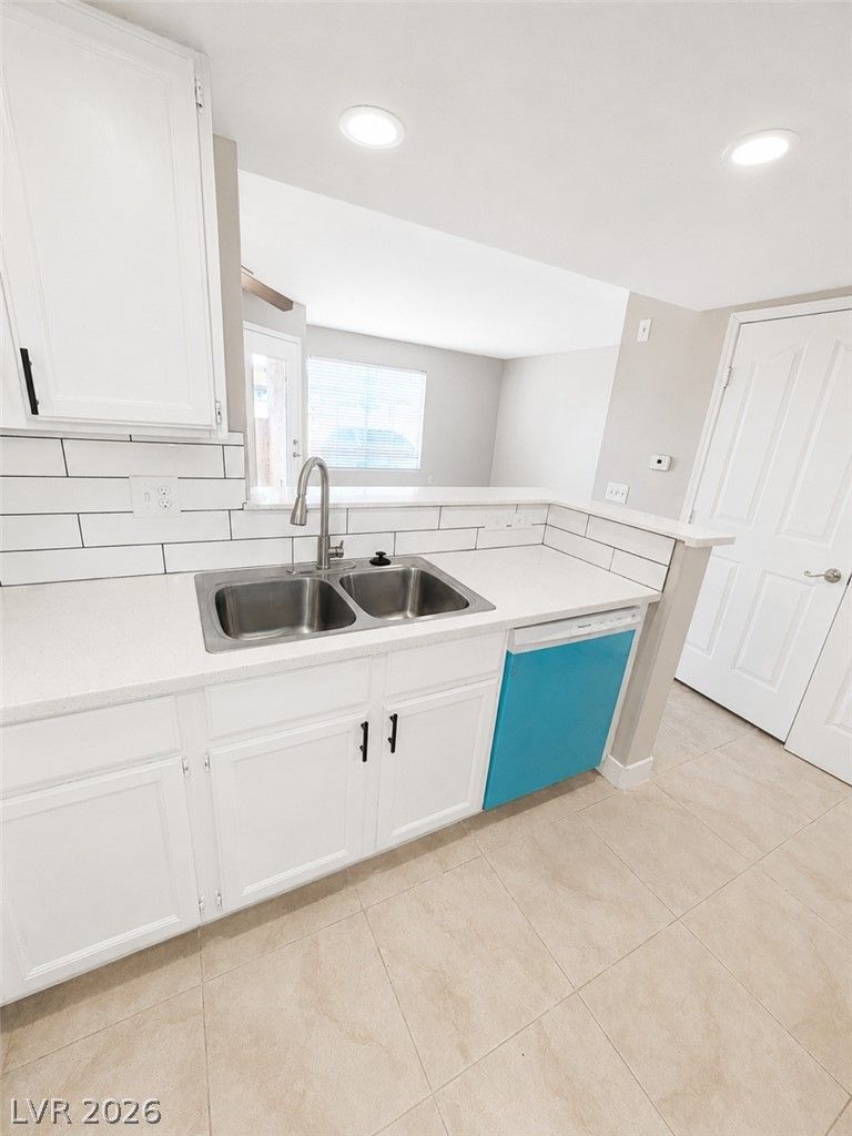 1830 North Pecos Road 140 — photo 4 of 11