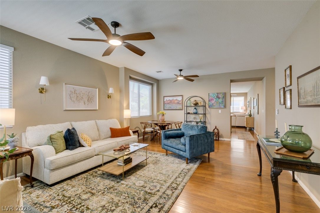 10127 Sparrow Ridge Avenue — photo 2