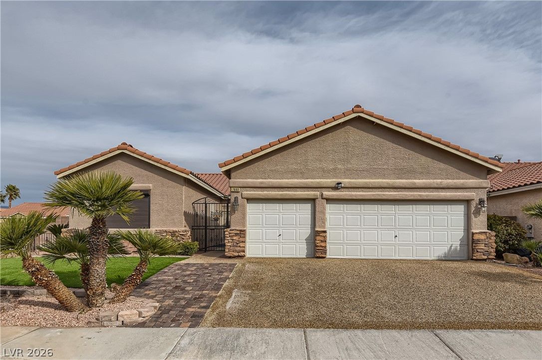 7440 Dry Corral Lane — photo 1