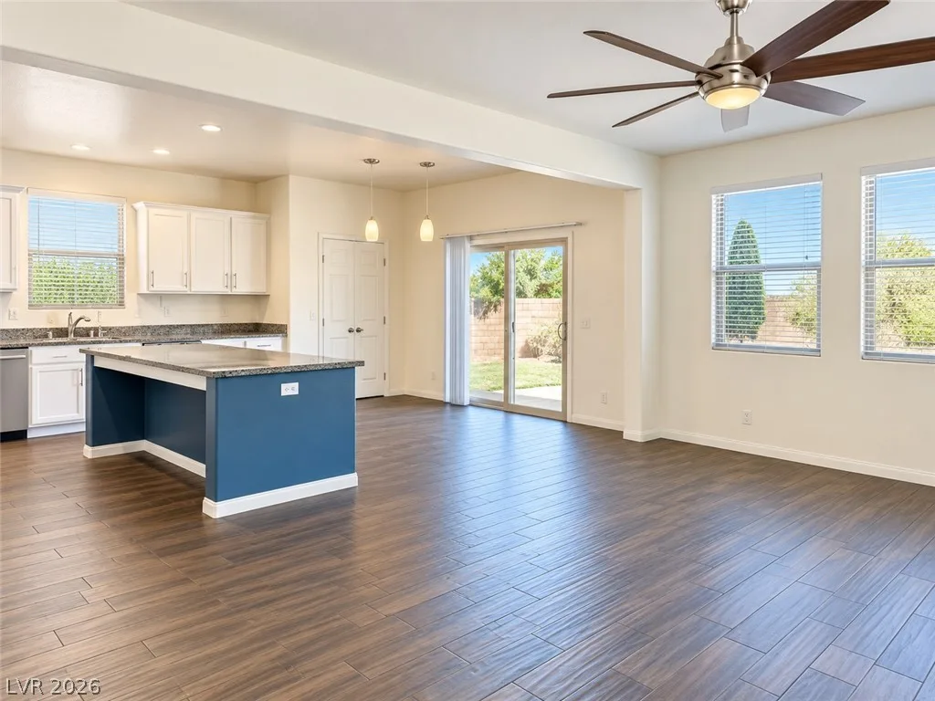 320 Point Loma Avenue — photo 3