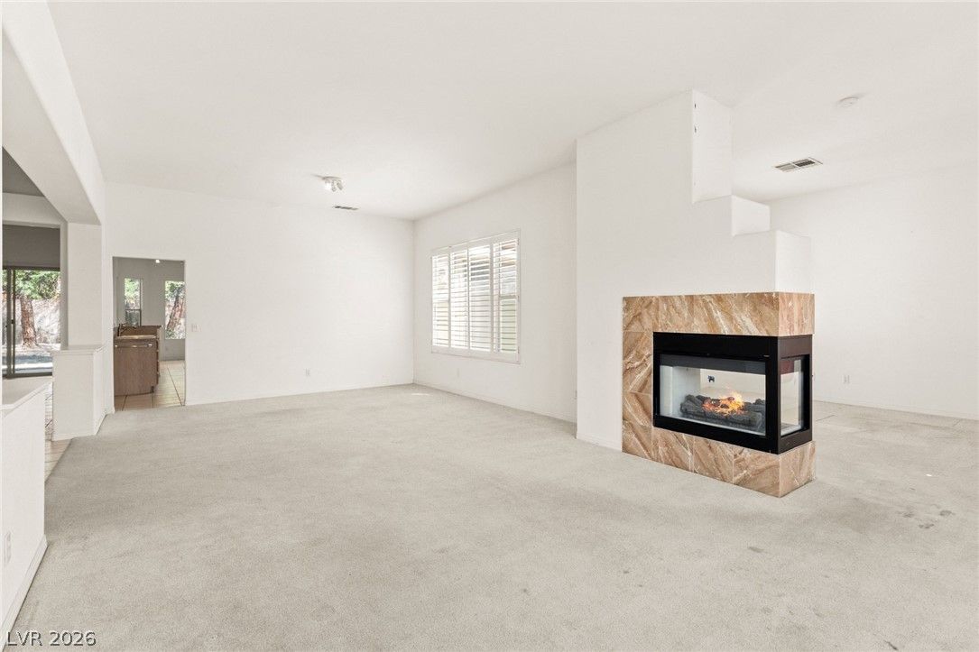 8312 Fullmoon Maple Avenue — photo 4