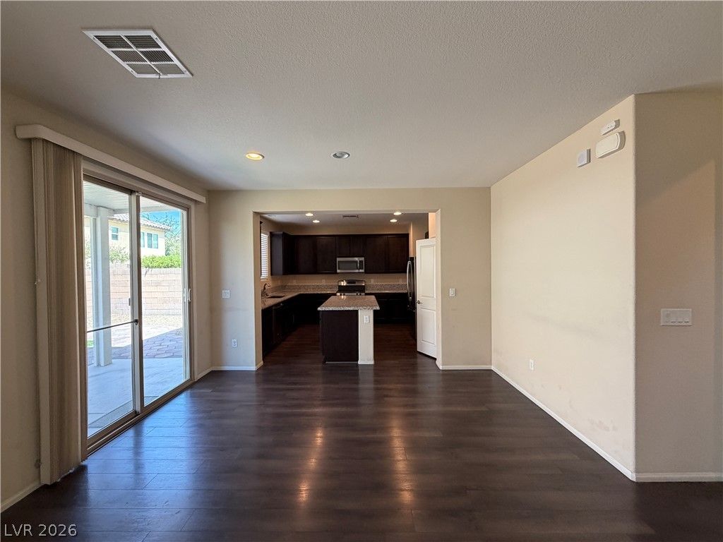 9530 Hollydale Court — photo 5