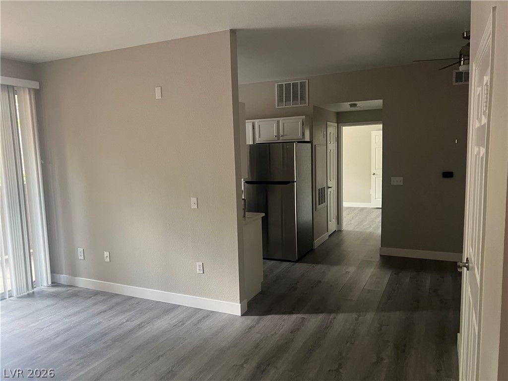 231 West Horizon Ridge Parkway 1014 — photo 4