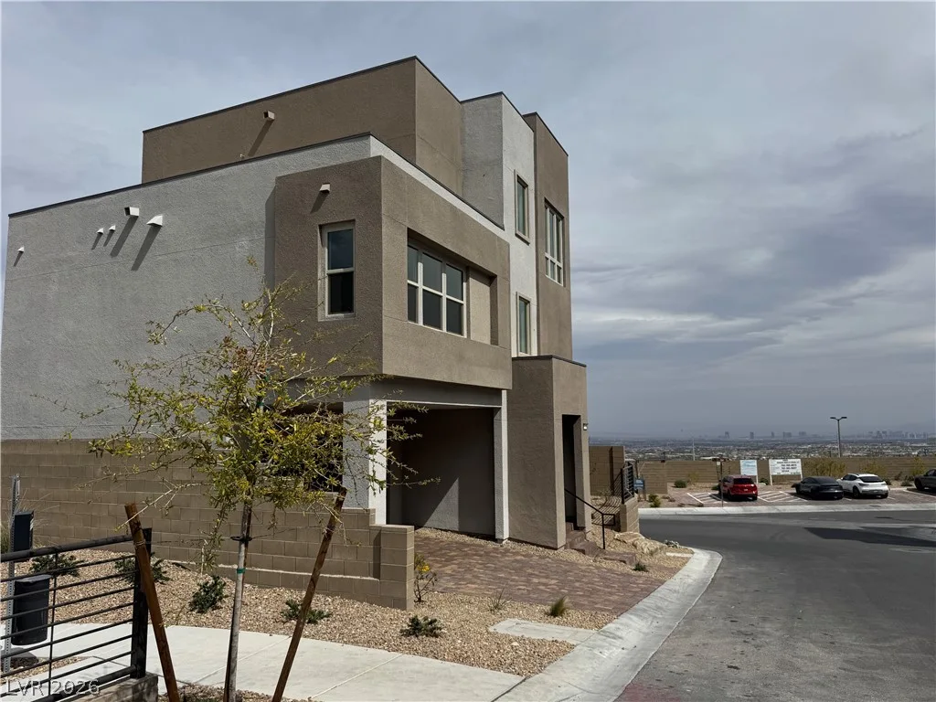 11540 Hawking Avenue — photo 4