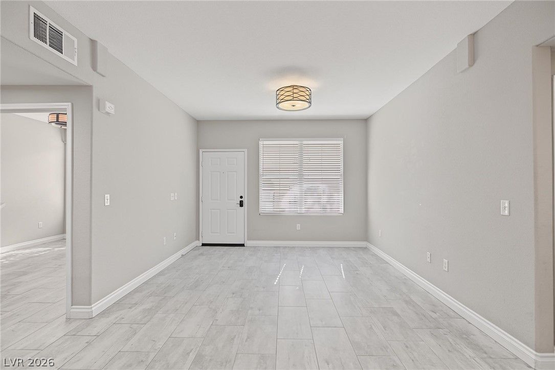 10001 Peace Way 1221 — photo 4