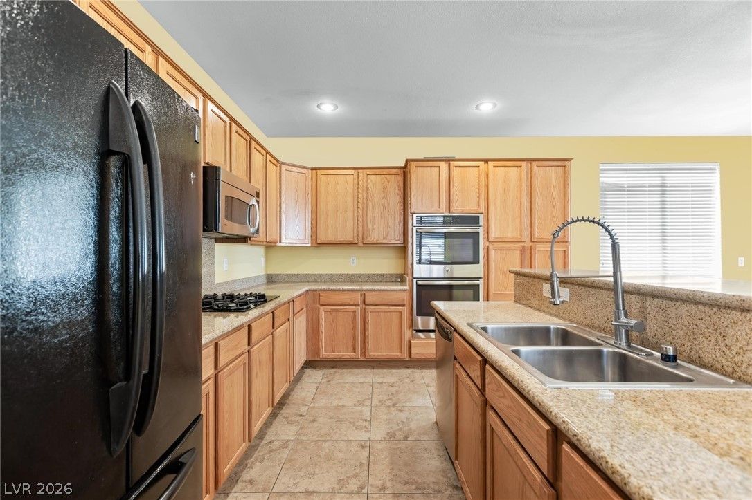 5656 Almocita Court — photo 3