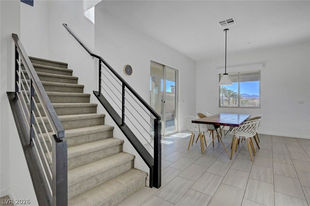 699 Glowing Horizon Street — photo 4