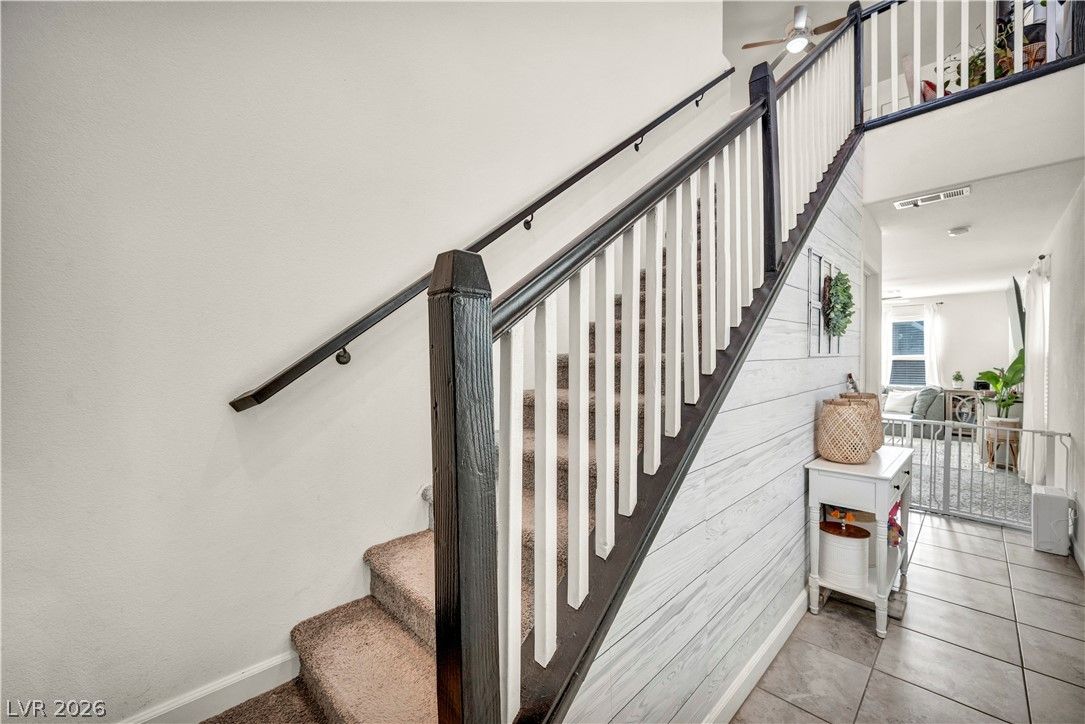 5037 Bloodhound Street — photo 4 of 27