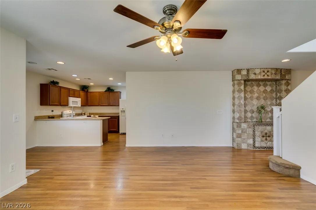 4033 Puebla Street — photo 4 of 17