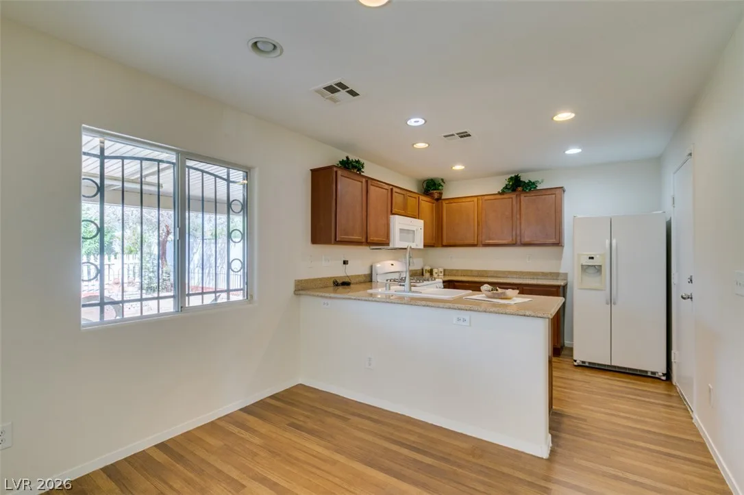 4033 Puebla Street — photo 5 of 17