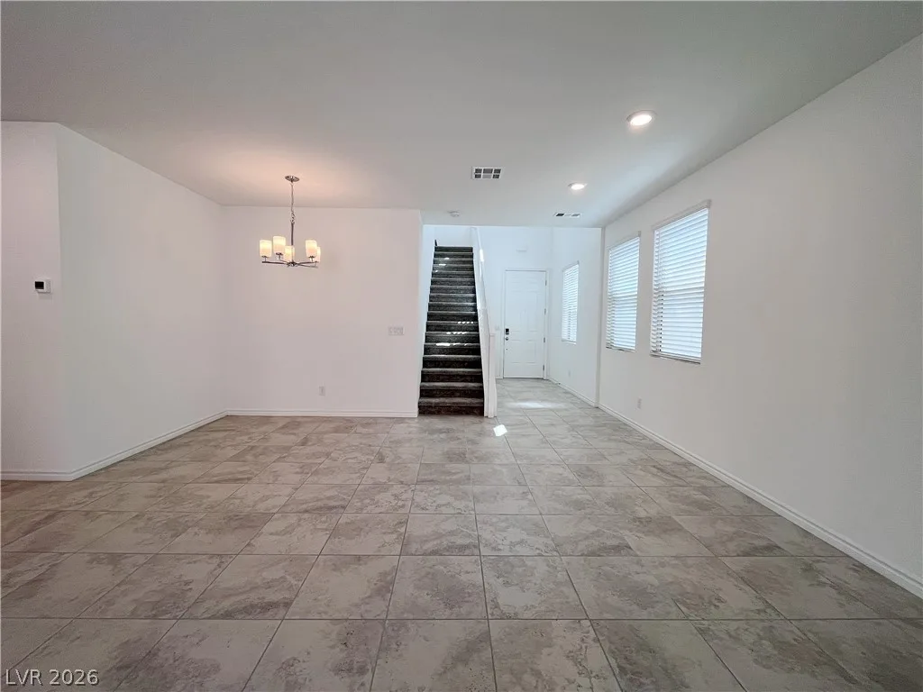 6498 Bayley Springs Avenue — photo 3