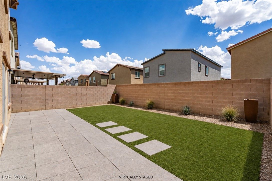 3831 Lambent Avenue — photo 3 of 39