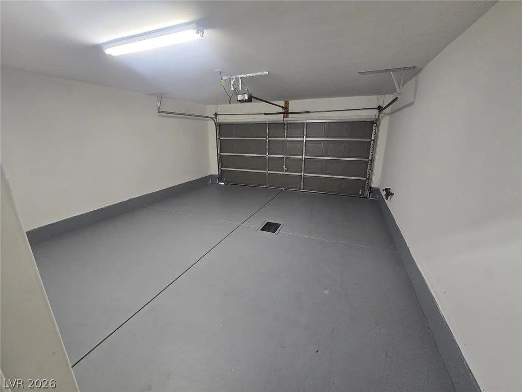 6158 Calm Breeze Avenue 103 — photo 5 of 15
