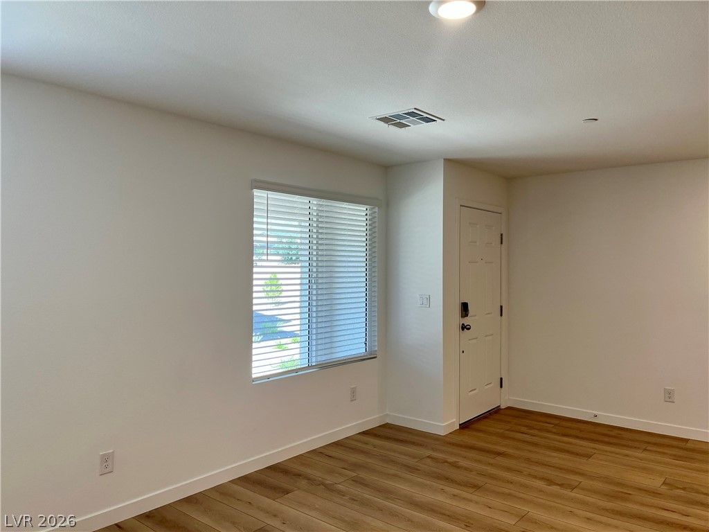 10777 Evelyn Yard Court — photo 5 of 51