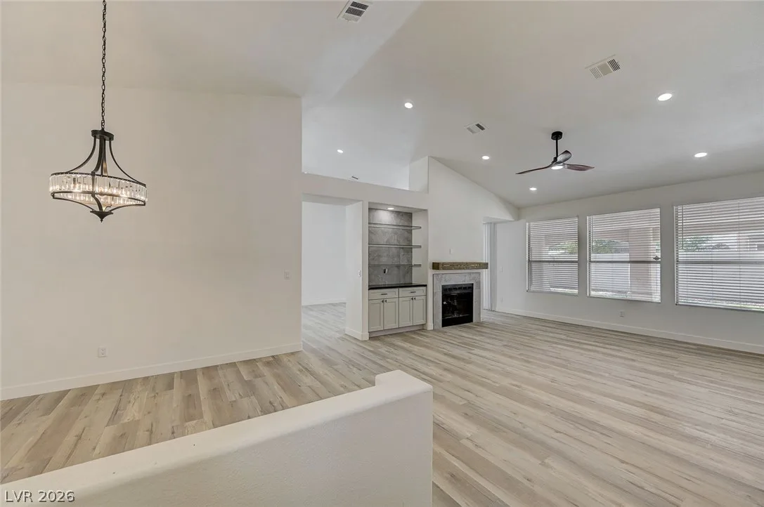 2641 Copper Cove Drive — photo 2