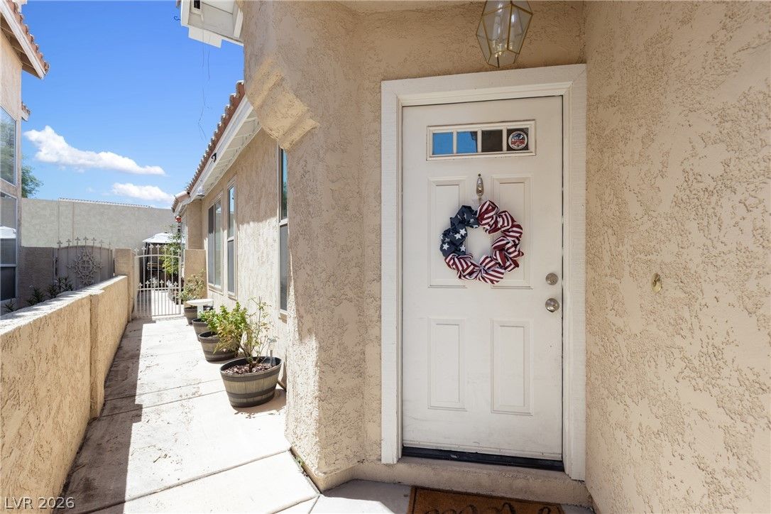 1715 Talon Avenue — photo 3
