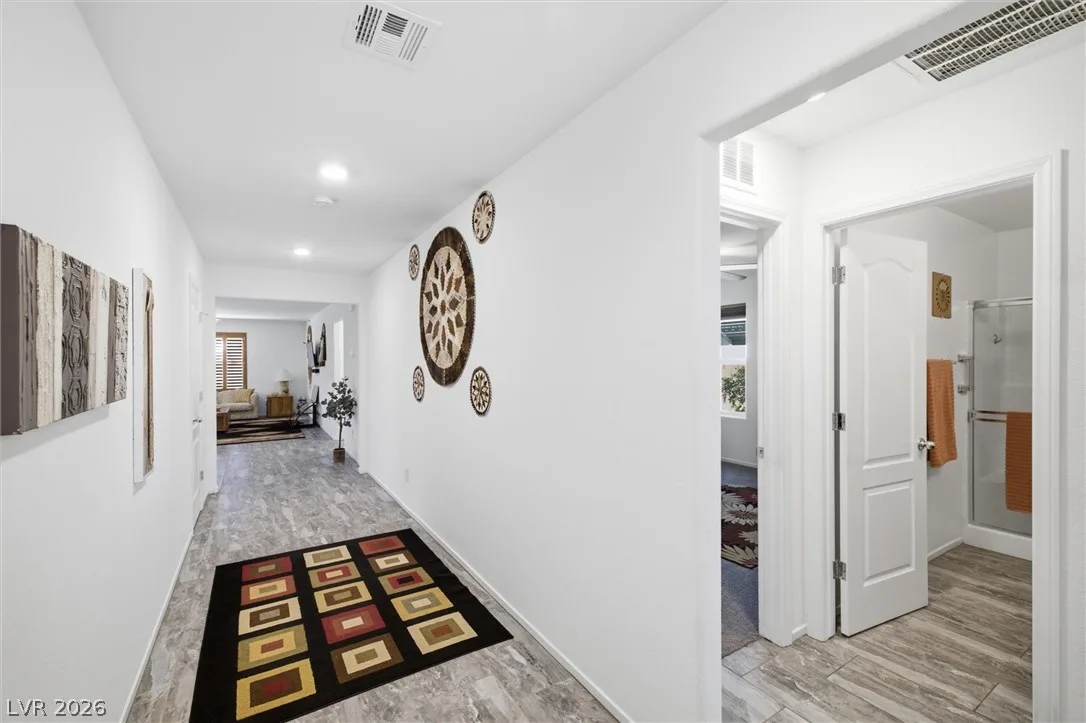 3611 East Garfield Drive — photo 3