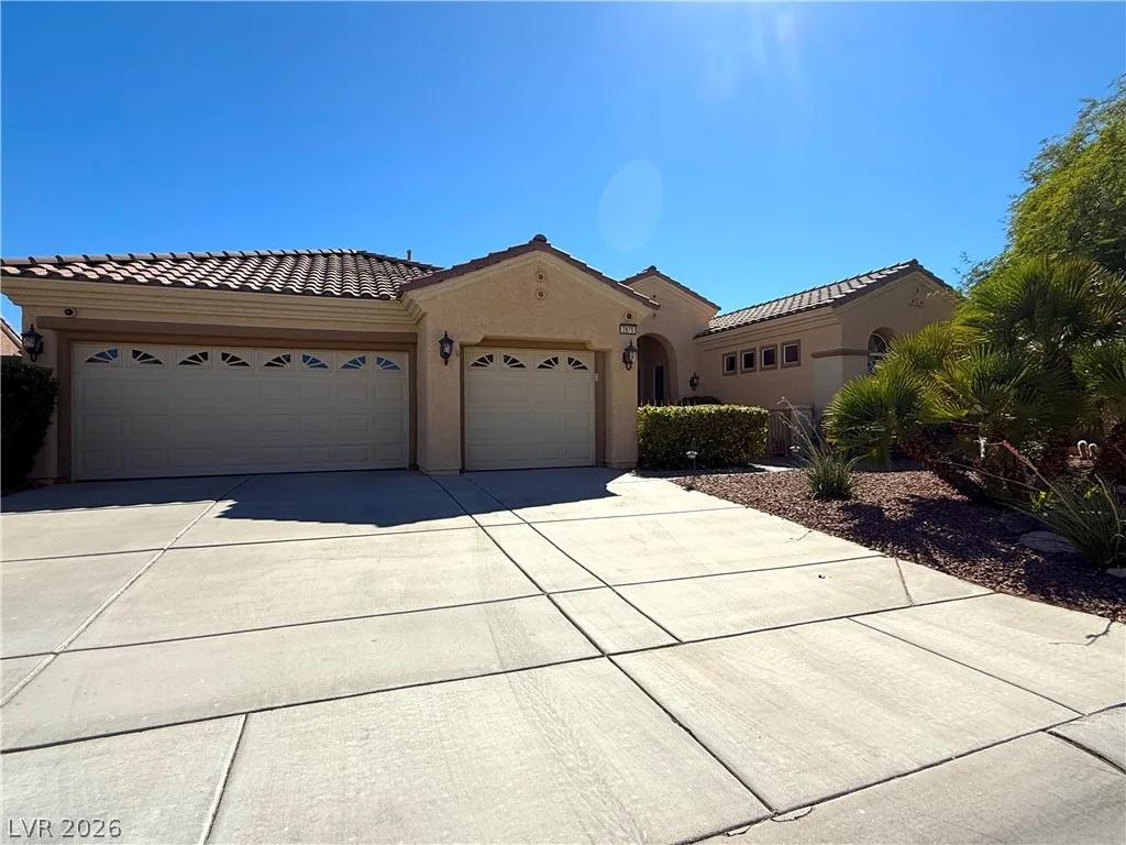 2875 Scotts Valley Drive — photo 2