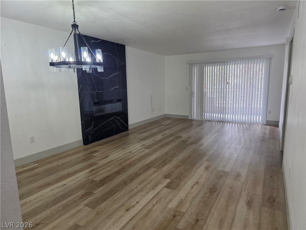 1909 Rio Canyon Court 202 — photo 4 of 11